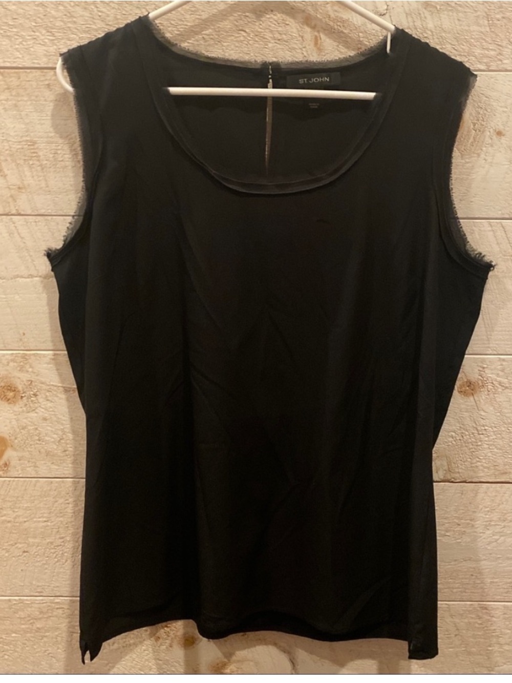 St. John Black Sleeveless Scoop Neck Tank